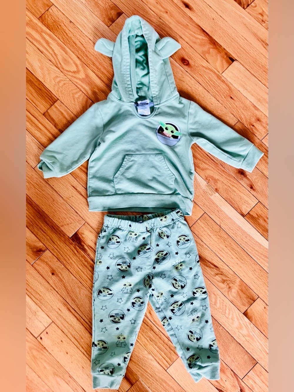 Star Wars Light Green Baby Top and bottom set